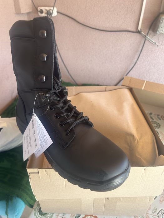 Полицейски кубинки