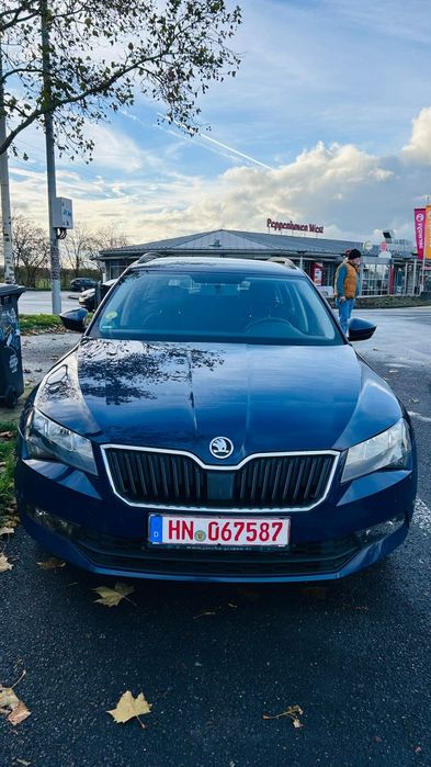 SKODA Superb 2016