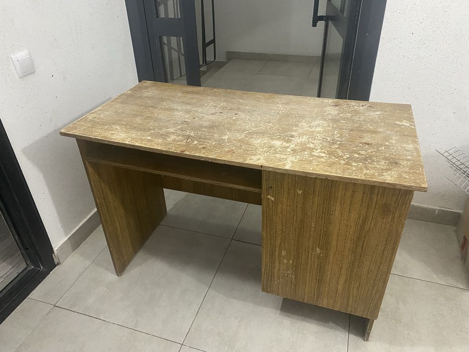 отдам даром парта тумба самовывоз