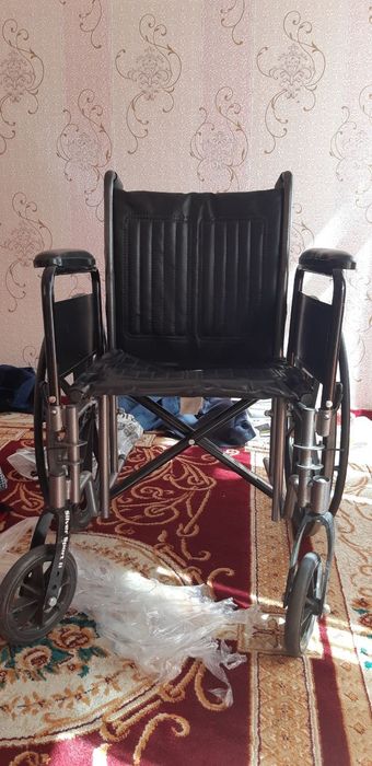 Инвалидная коляска