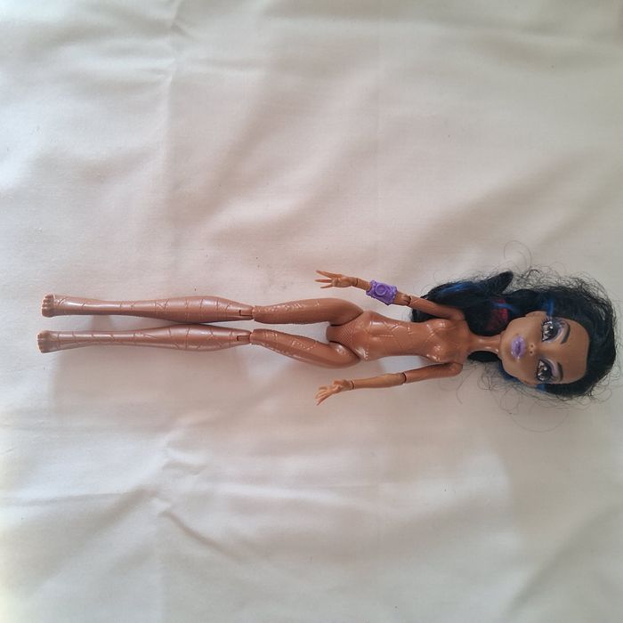 Продавам кукли  Барби.