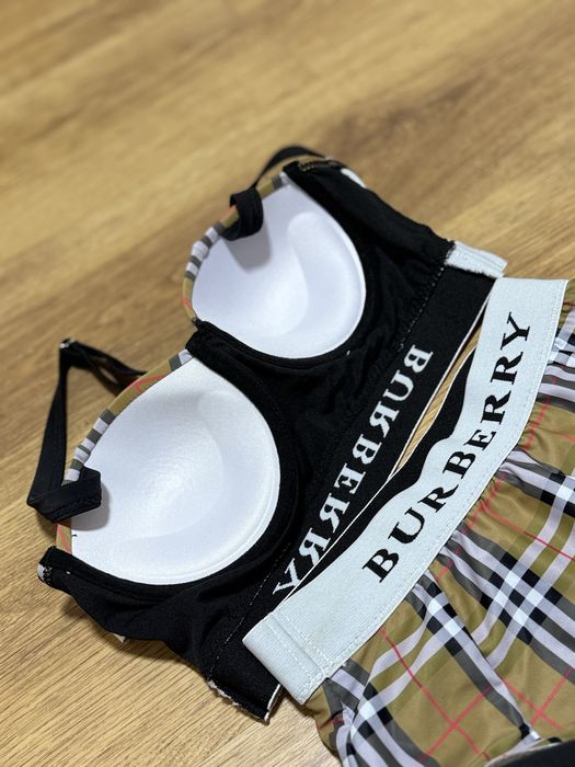 Noi BB costum de baie