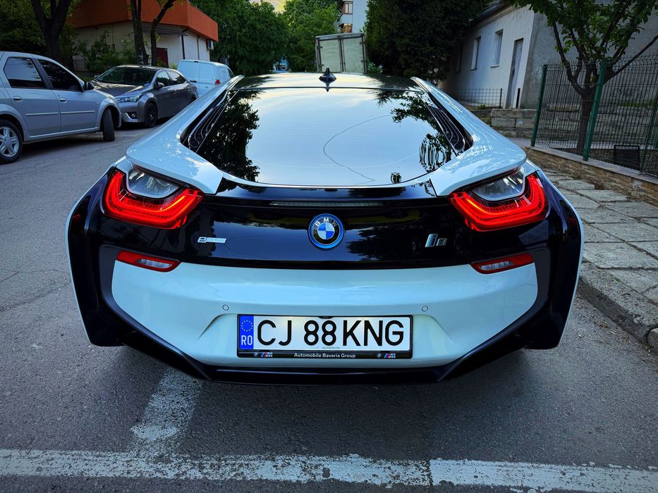 BMW i8 Coupe Plug-in Hybrid Deosebit
