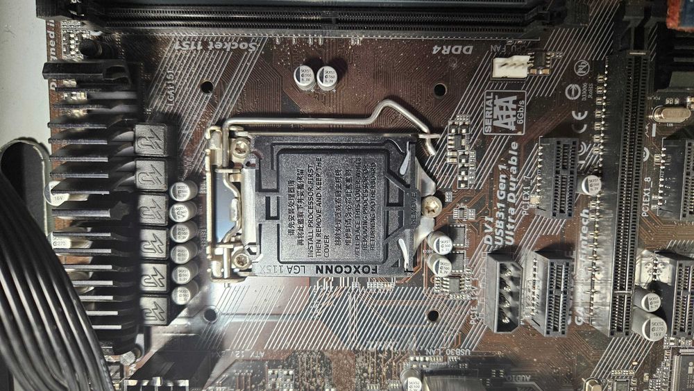Gigabyte B250-FINTECH Motherboard Socket 1151