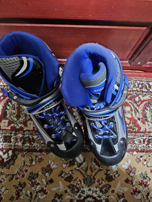 Продавам много запазени ролери