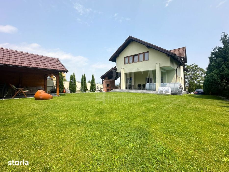 Casa 6 camere de vanzare in Andrei Muresanu, Cluj Napoca