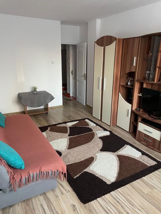 Garsoniera de inchiriat