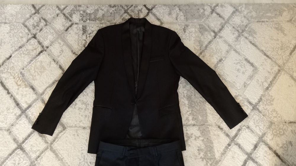 Продам костюм двойка