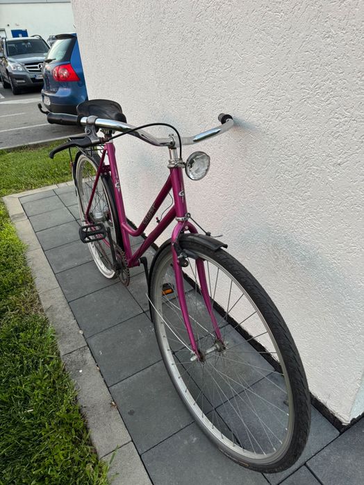 Bicicleta de vânzare