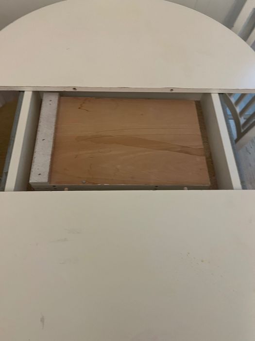 Трапезна маза с четири стола от масив