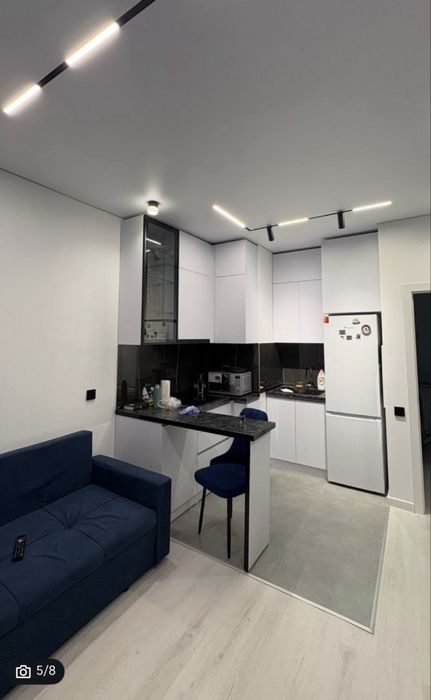 Новогодний спецпредложение: монтаж потолков по выгодной цене!