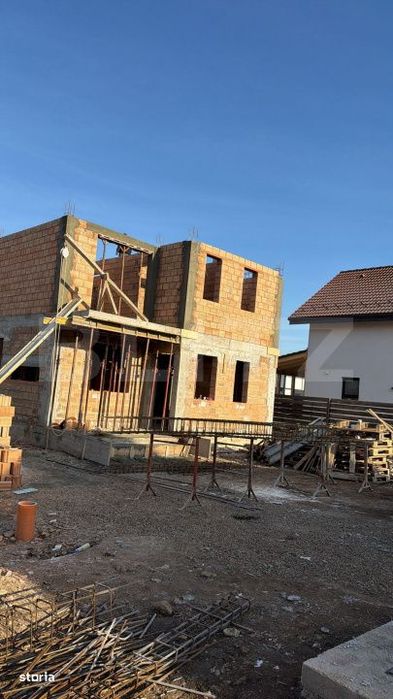 Apartament 2 camere de vanzare – Cartier Izvor, Brasov , inclus 1 lo