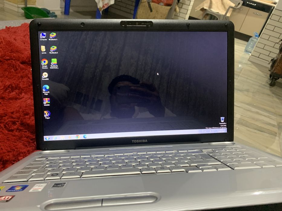 Vand leptop toshiba