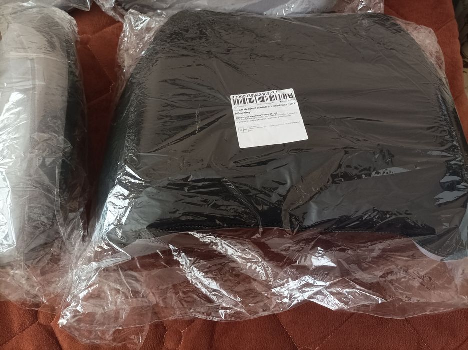 Комплект автомобилни възглавнички за главата и лумбална опора за кръст