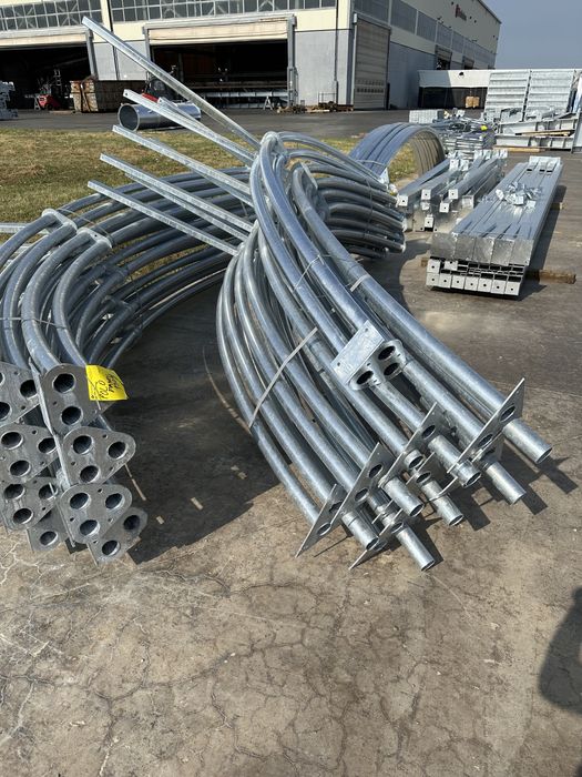 Structuri spalatorii auto self service / confectii, structuri zincate