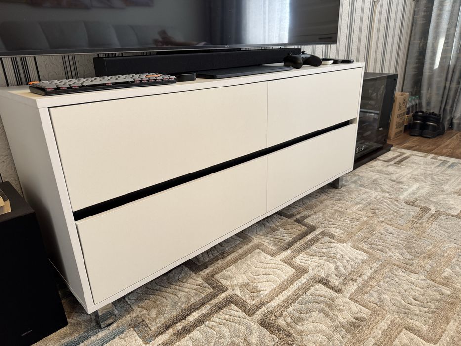 Продам тумбу под тв