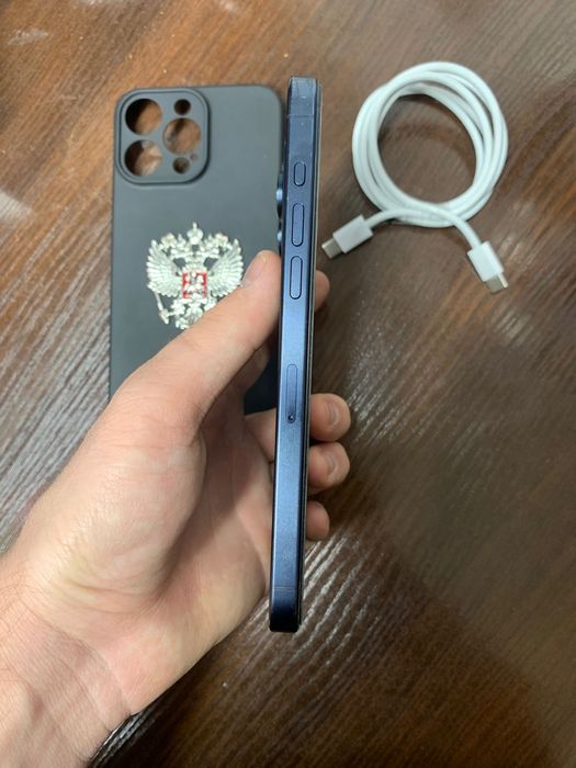 Айфон 15 про макс 512 в отличном состоянии