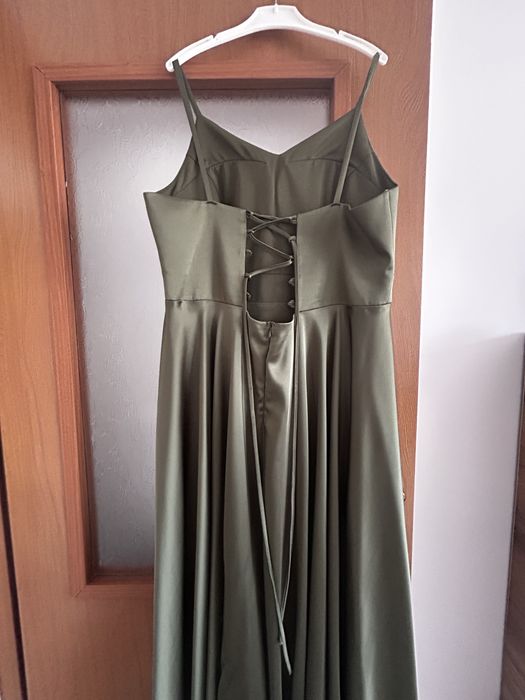 Официална Рокля