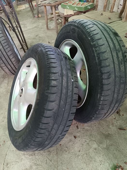 Vind jante cu cauciuc 185 ,65R15