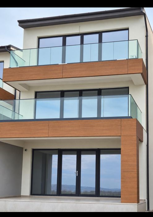 Casa Premium Cu Deschidere La Lac