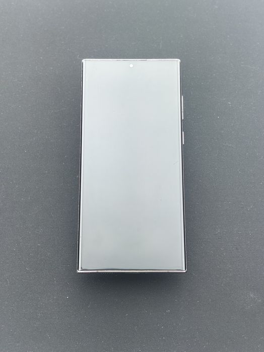 Samsung Galaxy S22 Ultra 5G  256 GB ID-xzd532