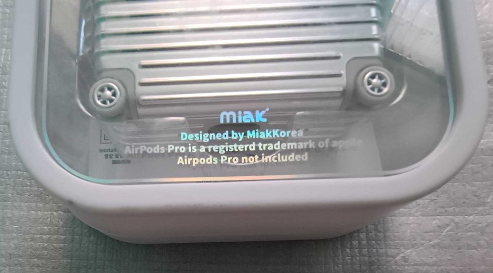 Cutie protectie Miak Airpods Pro 1/2 case