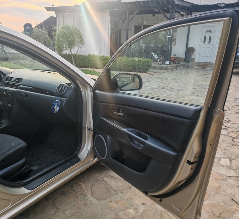 Mazda 3 1.6 Benzina și GPL