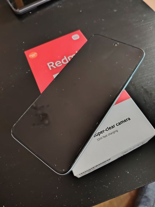 De vânzare telefon xiaomi redmi 13 utilizat