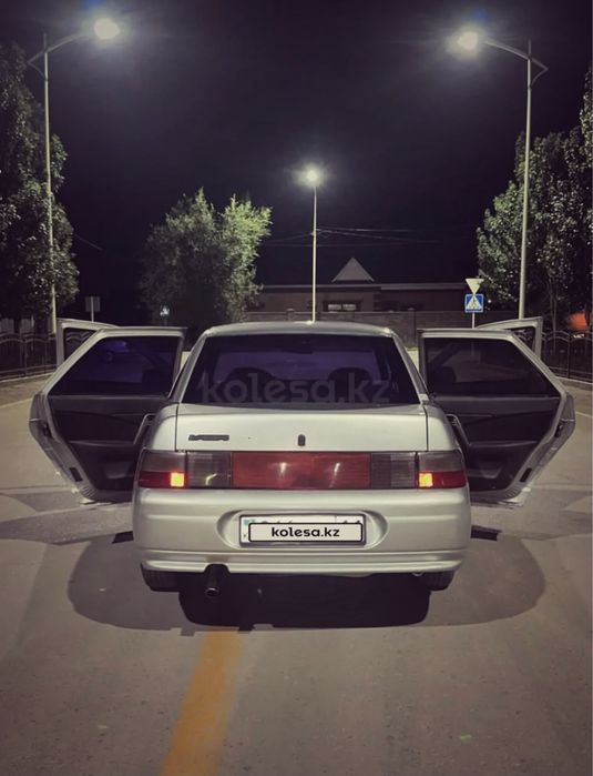 Машина ваз лада 2110