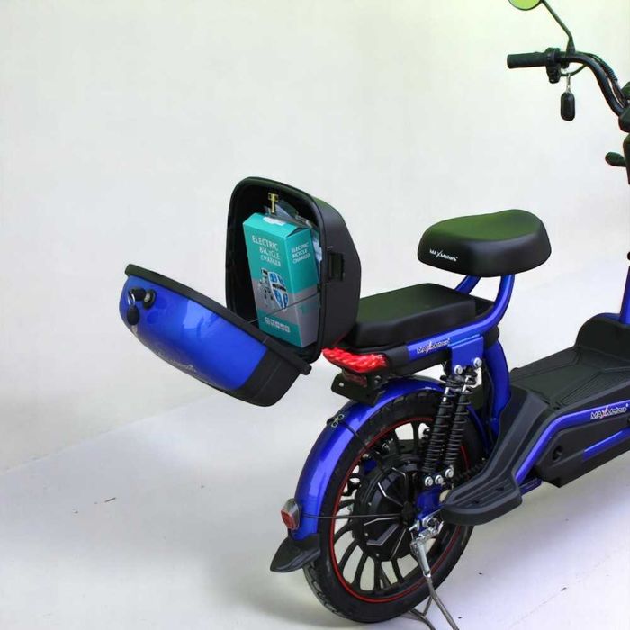 Електрически скутер с педали MaxMotors EBZ 20 1200W / 60V-72V / 28Ah - BLUE
