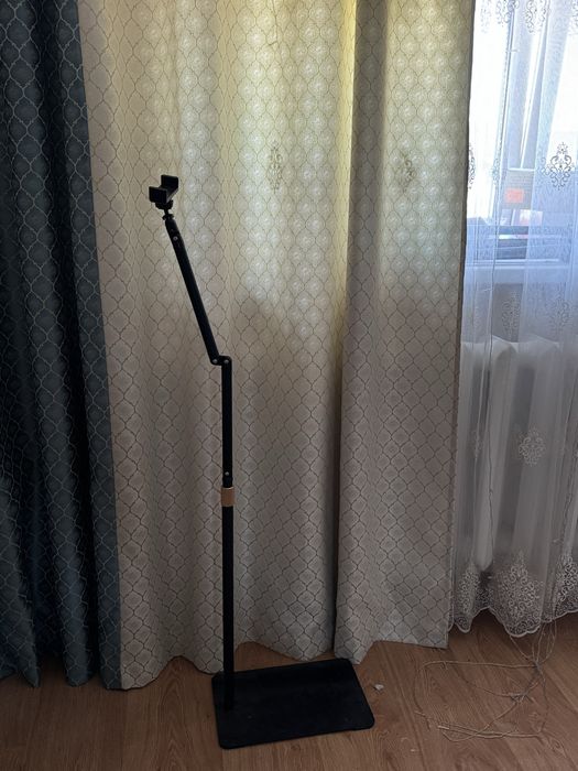 Штатив на телефон