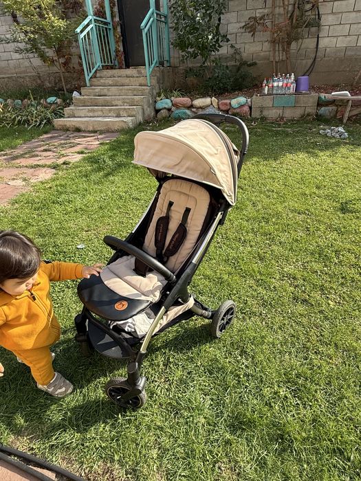 Коляска прогулочная