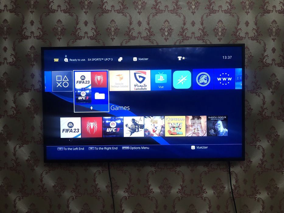 PS4 Slim Прошитая (GoldHEN) + 2 геймпада + Игры