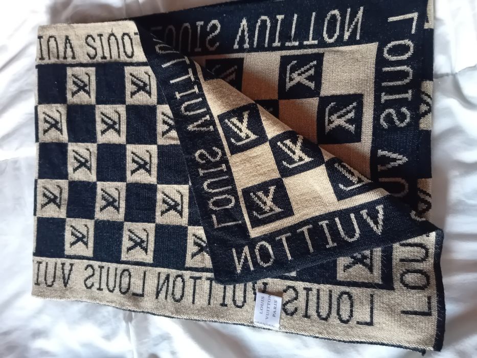 Fular original louis vuitton