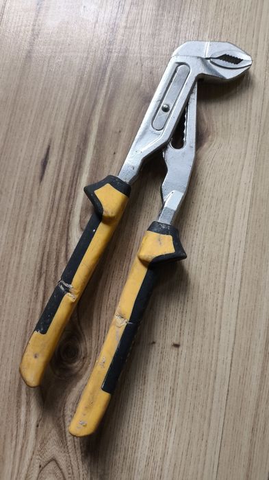 Водопроводни клеще гарги