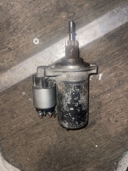 Стартер гольф3,пассат б3 привозной