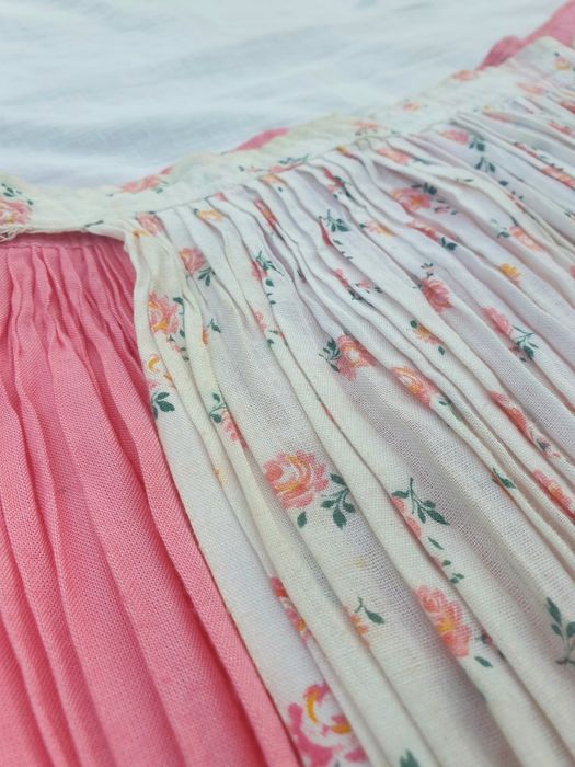 Vând fustă și șurț pentru fetiță