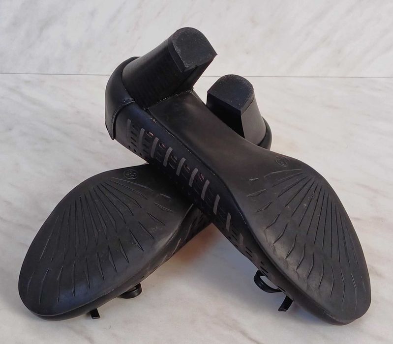 Нова цена. Дамски обувки с нисък ток № 37 - 38