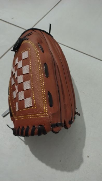Set Baseball ( bâtă , mingii , mănușă )