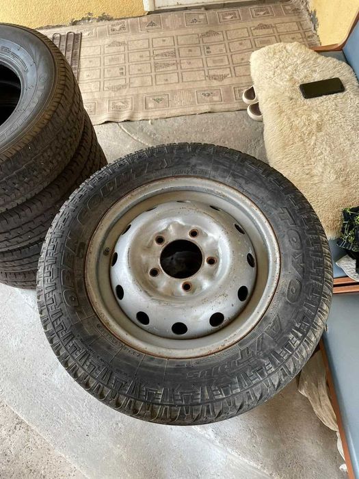 Комплект Колёс Р16 на Ниву