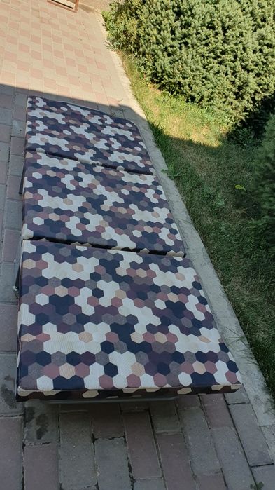 Продам раскладушку металлическую