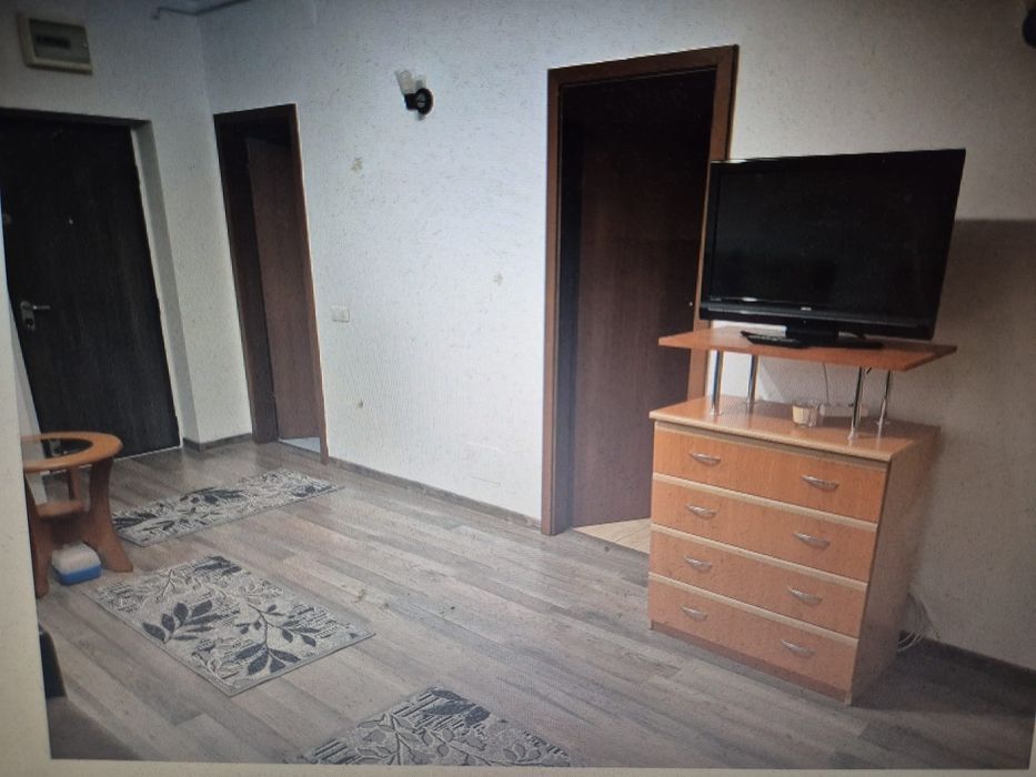 Garsoniera 33 mp Titan - Rasarit de Soare