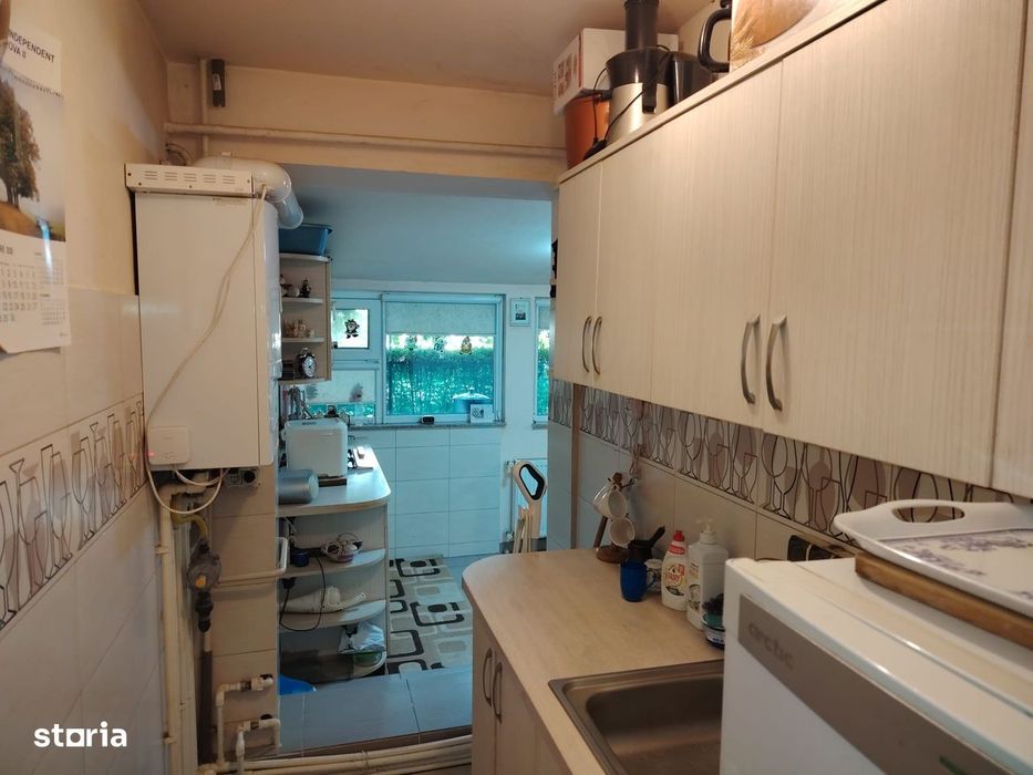 3 camere cu acces terasa Craiovita Noua - Niela