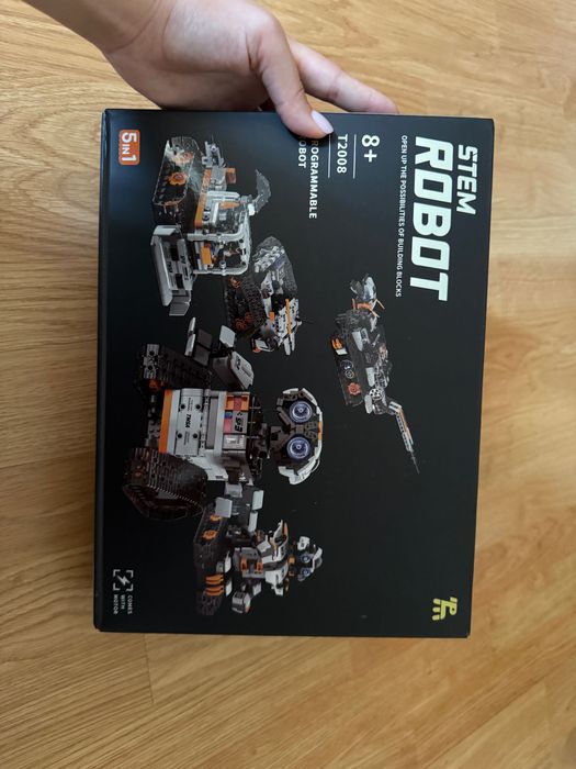 Vand lego nou robot steam