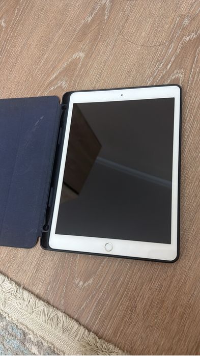 Продам Айпад 7 в отличном состоянии