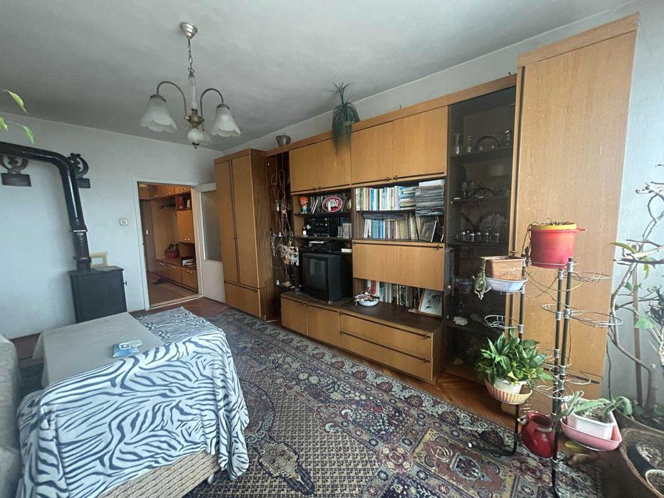 Продава се Тристаен апартамент в Попово - 91 кв.м за 532 €/кв.м - Снимка #2