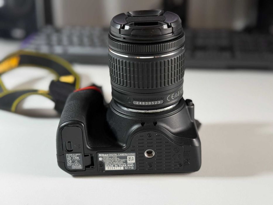 Nikon D3500 + Obiectiv AF-P 18-55mm VR Kit