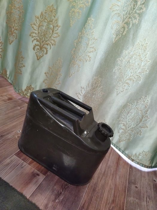 канистра  пятилитровый (5л)
