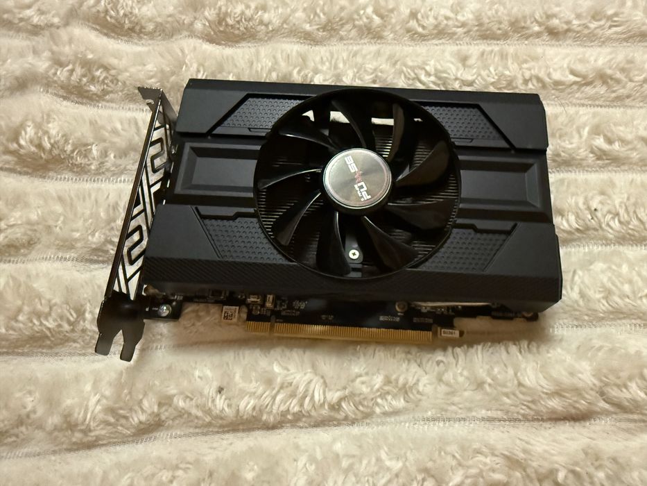 Placa video RX5500XT 4GB