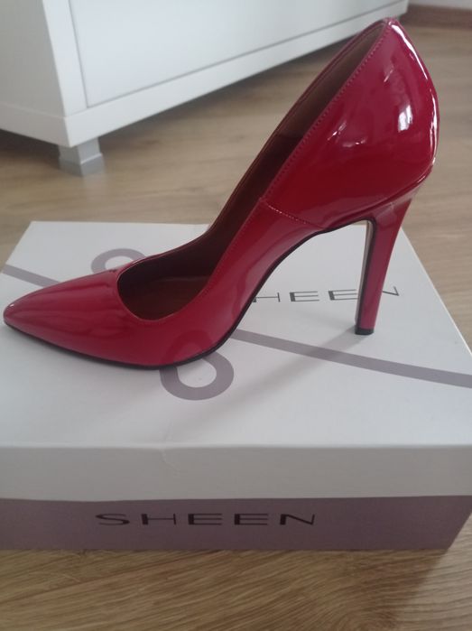 Pantofi piele deosebiti